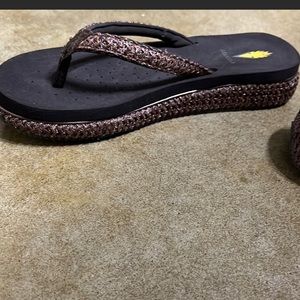 Volatile Flip flop bundle